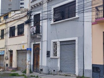 CASA EN VENTA, JUAN DE SALINAS, CENTRO DE QUITO