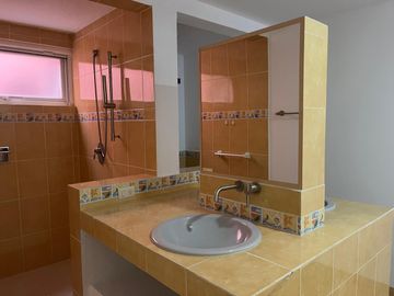 CASA EN VENTA EN FRACCIONAMIENTO ARBOLEDAS DEL PARQUE