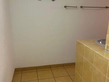 CASA EN VENTA EN FRACCIONAMIENTO ARBOLEDAS DEL PARQUE