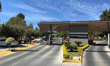 HERMOSA CASA EN VENTA BOSQUES DEL REFUGIO