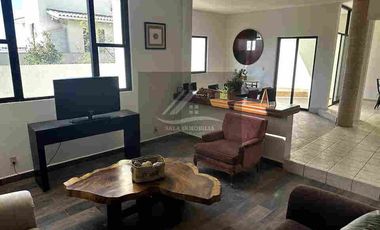 HERMOSA CASA EN VENTA BOSQUES DEL REFUGIO