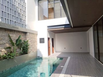 FOR SALE FURNISHED MODERN CONTEMPORARY TWO STOREY HOUSE AND LOT WITH SWIMMING POOL NEAR SM TELABASTAGAN