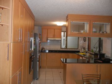VENTA CASA RENTERA SECTOR MONTESERRIN CERCA A LA UNIVERSIDAD DE LAS AMERICAS UDLA