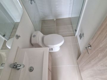 VENDO APARTAMENTO NUEVO A ESTRANAR EN VALLE DEL LILI, CALI COLOMBIA