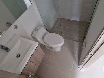 VENDO APARTAMENTO NUEVO A ESTRANAR EN VALLE DEL LILI, CALI COLOMBIA