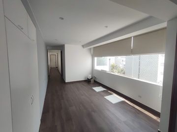 VENTA DEPARTAMENTO DUPLEX DE LUJO - MIRAFLORES