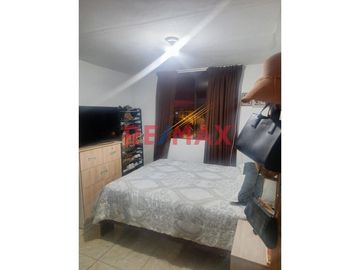 Se Vende Duplex En Los Proceres (2 Depas Independientes)