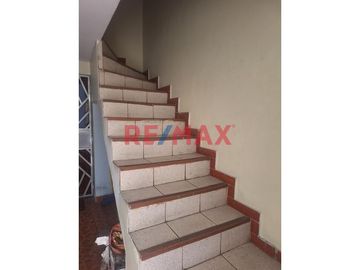 Se Vende Duplex En Los Proceres (2 Depas Independientes)
