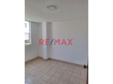 Se Vende Duplex En Los Proceres (2 Depas Independientes)