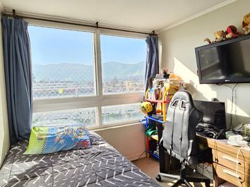 Dpto. en Venta en Huechuraba con 2 estacionamientos Tandem