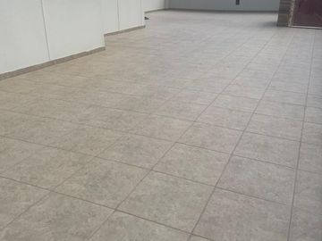 EN VENTA DEPARTAMENTO DÚPLEX EN CAYMA