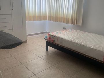 EN VENTA DEPARTAMENTO DÚPLEX EN CAYMA