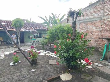 CA31 SE VENDE CASA EN ANDALUCIA EXCELENTE UBICACIÓN Y PATIO EN TIERRA