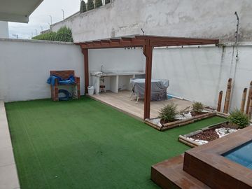 Venta Hermosa Casa Sector Reservorio Guangopolo.