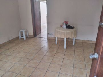 Vendo Casa en El Cuadro Chaclacayo el Area más grande!