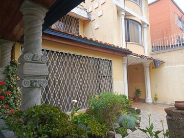 En Venta Hermosa Casa Rentera Monteserrin – Norte de Quito Proyecto Inmobiliario