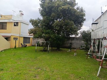 En Venta Hermosa Casa Rentera Monteserrin – Norte de Quito Proyecto Inmobiliario