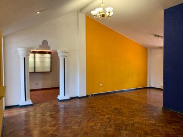 En Venta Hermosa Casa Rentera Monteserrin – Norte de Quito Proyecto Inmobiliario