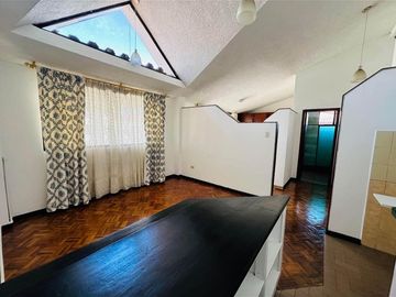 En Venta Hermosa Casa Rentera Monteserrin – Norte de Quito Proyecto Inmobiliario