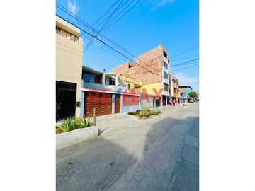 Bajo De Precio‼️Vendo Lindo Departamento A Espalda De Av Habich Y Cerca De Universidades
