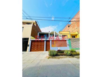 Bajo De Precio‼️Vendo Lindo Departamento A Espalda De Av Habich Y Cerca De Universidades