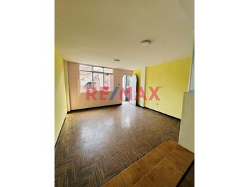 Bajo De Precio‼️Vendo Lindo Departamento A Espalda De Av Habich Y Cerca De Universidades