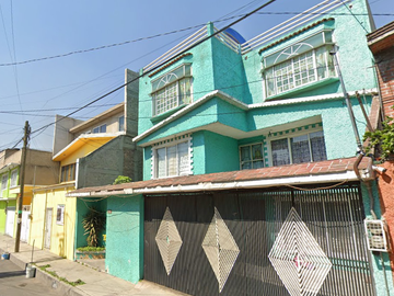 CASA EN VENTA MARTOS, CERRO DE LA ESTRELLA, IZTAPALAPA