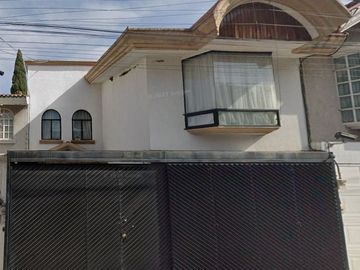 Casa En Venta Col. El Cerrito, Remate Bancario