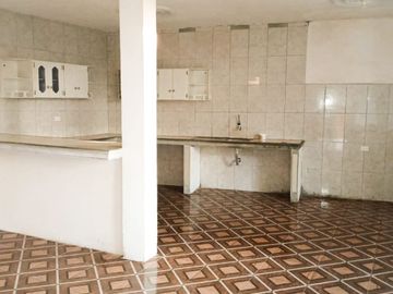 VENTA DE CASA BARATA EN EL CARMEN, MANABÍ