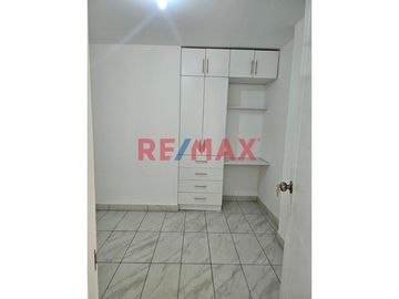 🏠 ¡Oportunidad Única! Triplex Espacioso Con Vista Al Parque En San Martín De Porres 🌳