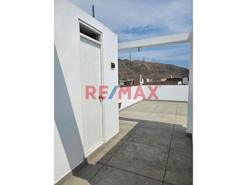🏠 ¡Oportunidad Única! Triplex Espacioso Con Vista Al Parque En San Martín De Porres 🌳