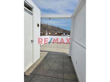 🏠 ¡Oportunidad Única! Triplex Espacioso Con Vista Al Parque En San Martín De Porres 🌳