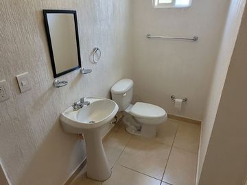 Casa en Gran Oportunidad para Inversionista