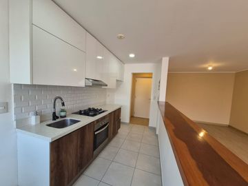 VENDO DPTO. EN LA AURORA ESTE SURQUILLO 89M2