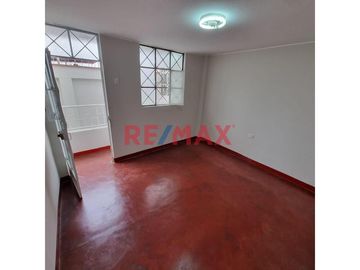 Casa 2 Pisos De 200M2, Carabayllo