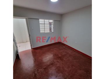 Casa 2 Pisos De 200M2, Carabayllo