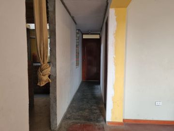 ¡Oportunidad en Puente Piedra! Casa de 2 pisos con entradas independientes – Ideal para vivir y alquilar