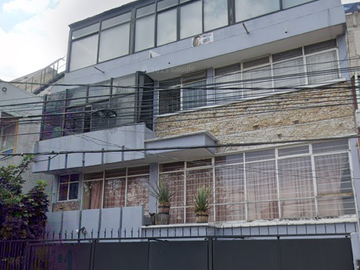Casa en Calle Félix U. Gómez, Col. Cove, Álvaro Obregón, CDMX.
