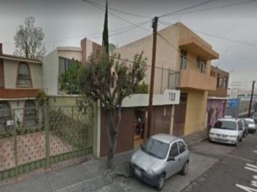 VENTA DE CASA MORELIA MICHOACAN CALLE ANA MARIA GALLAGA