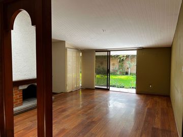 CASA EN VENTA DE 1 PISO EN PUEBLA, ZAVALETA, SANTA CRUZ BUENAVISTA, IDEAL PARA UN ASILO, DEPARTAMENTOS