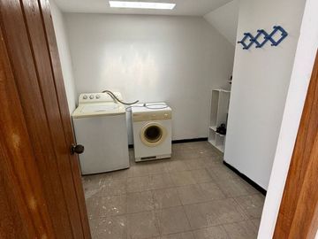VENTA DE CASA EN SURCO DE 3 PISOS – ZONA MUY TRANQUILA
