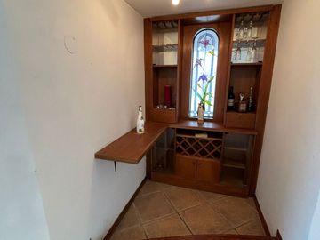 VENTA DE CASA EN SURCO DE 3 PISOS – ZONA MUY TRANQUILA