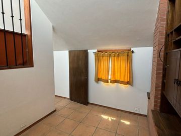 VENTA DE CASA EN SURCO DE 3 PISOS – ZONA MUY TRANQUILA