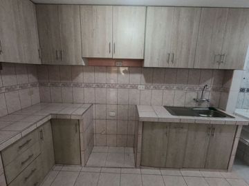 VENDO DEPARTAMENTO EN SURCO LA CRUCETA 3ER PISO 3+ UNA COCHERA