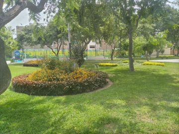 VENDO DEPARTAMENTO EN SURCO LA CRUCETA 3ER PISO 3+ UNA COCHERA