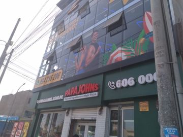 VENDO DEPARTAMENTO EN SURCO LA CRUCETA 3ER PISO 3+ UNA COCHERA