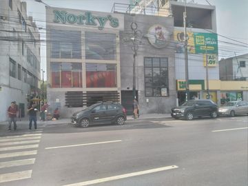 VENDO DEPARTAMENTO EN SURCO LA CRUCETA 3ER PISO 3+ UNA COCHERA