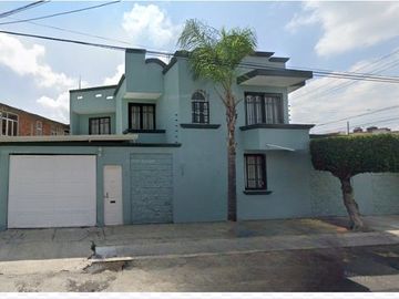 VENTA DE CASA AGUA CLARA MORELIA MICHOACAN JOSE MARIA LLORENTE