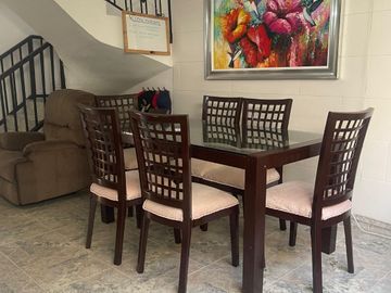 CASA GRANDE REMODELADA EN GRANJAS