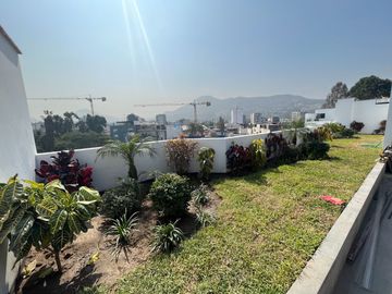 Venta dpto. de estreno en Chacarilla, 3 dorm.